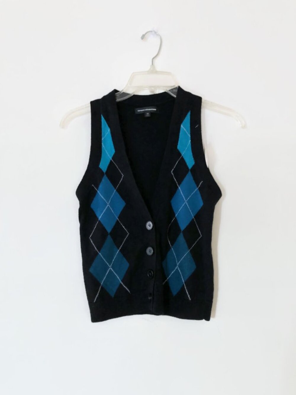 EXPRESS Super soft knit button down vest with diamond design ✿
